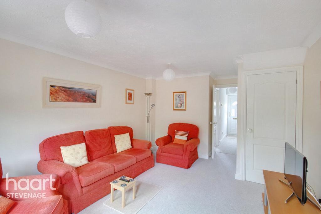 Hayfield, Stevenage 2 bed end of terrace house £300,000