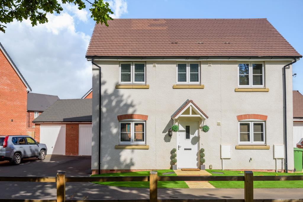 Kingstone, Herefordshire, HR2 3 bed detached house for sale £300,000