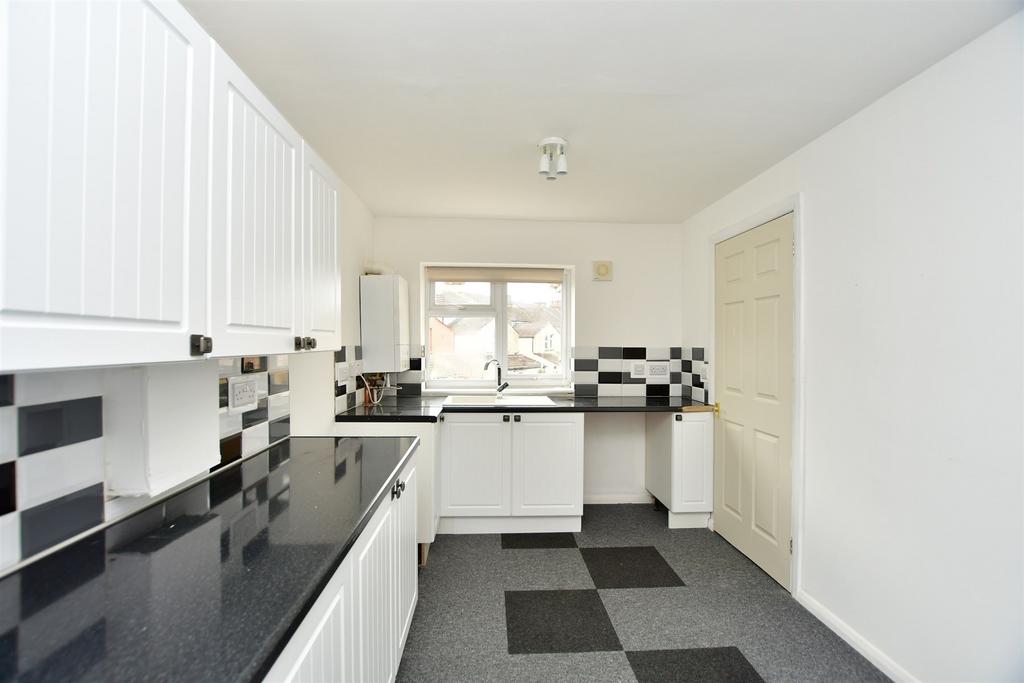 Kitchen/ Breakfast Room