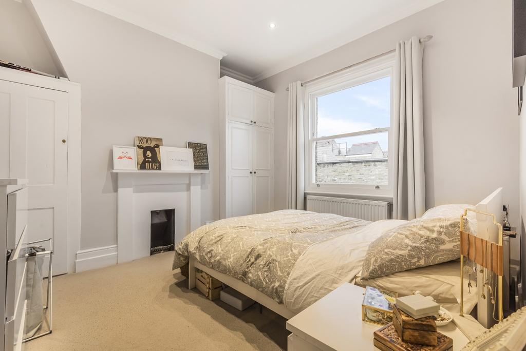 Stanbridge Road Putney SW15 1 bed flat £1,600 pcm (£369 pw)