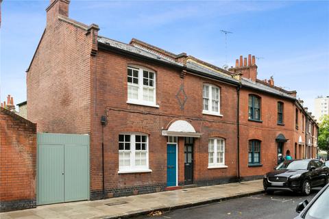 300 Globe Road, London, E2 0NS