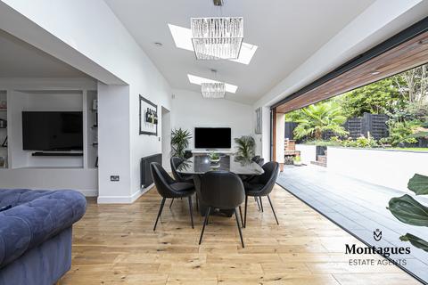 18 Tempest Mead, North Weald, Epping, CM16 6DY