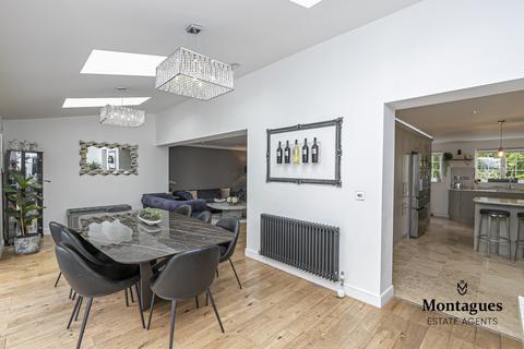18 Tempest Mead, North Weald, Epping, CM16 6DY