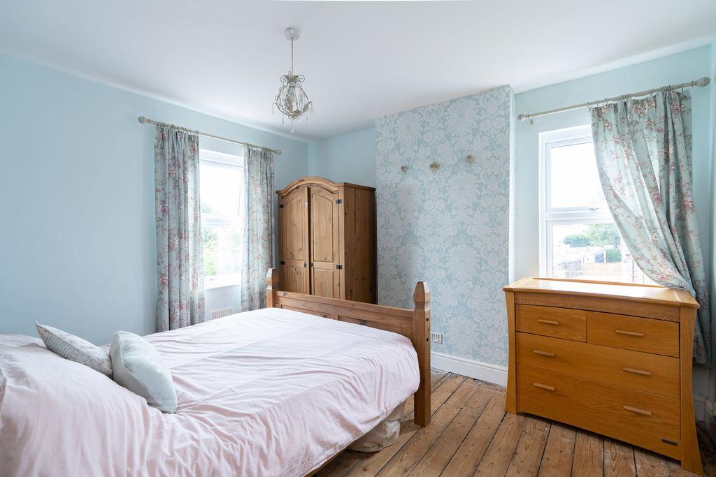 Bedroom 1 (Double)