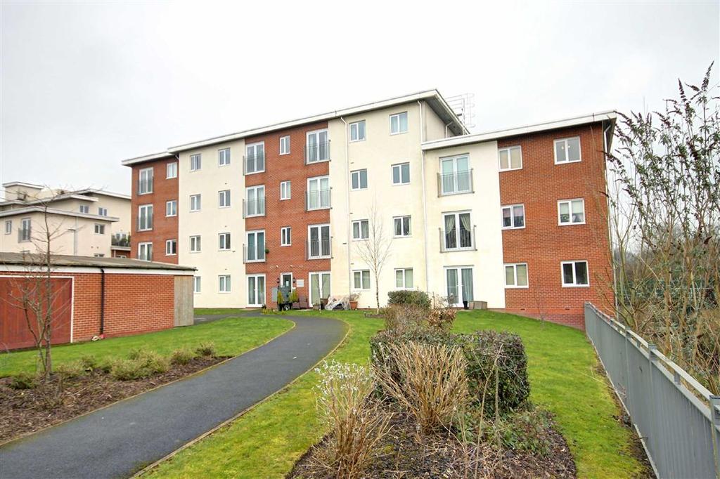 Deansgate Lane, Timperley, Cheshire 1 bed apartment £62,500