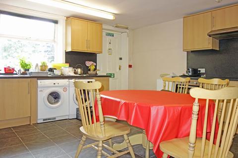 1 bedroom in a house share to rent - Bingley Road, Saltaire, Bradford, BD18