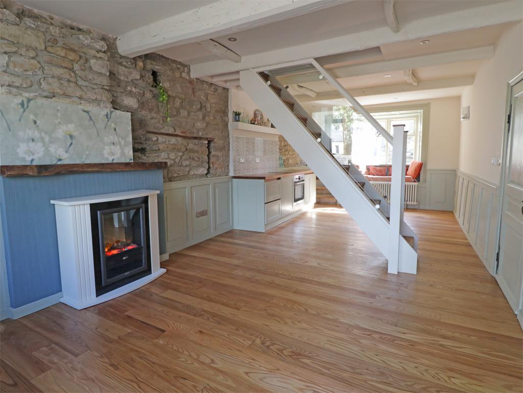 15 King Street, Barnoldswick, 2 bed cottage for sale £169,950