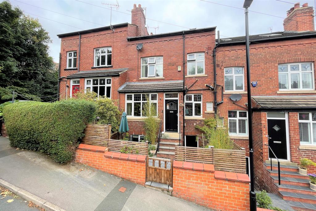 Pasture Place, Chapel Allerton, Leeds, LS7 4QU 3 bed terraced house £