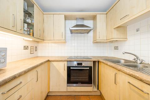 2 bedroom apartment for sale, Fitzroy Street, London, Greater London, W1T