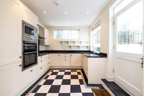 15 Downshire Hill, London, NW3 1NR