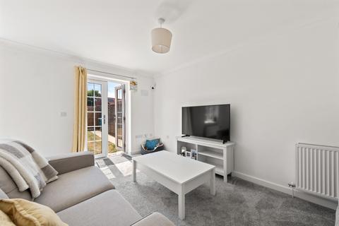 81 Curtis Drive, Coningsby, Lincoln, LN4 4DU