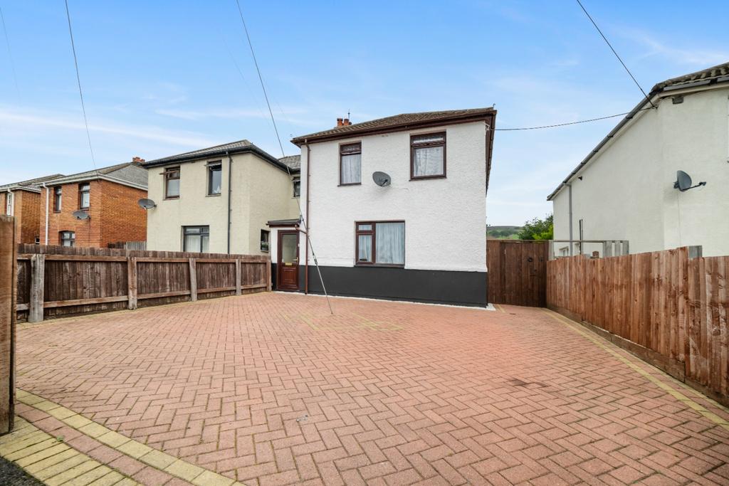 Hillside Terrace,Bedwas,Caerphilly,CF83 8AJ 3 bed semidetached house