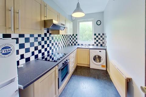 2 bedroom flat to rent, Elliot Street, Leith, Edinburgh, EH7