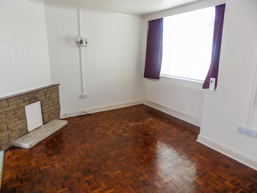 Garfield Avenue, Litchard, Bridgend County. CF31 1QA 3 bed semi