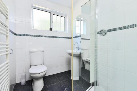 17 Thayers Farm Road, Beckenham, BR3 4LY