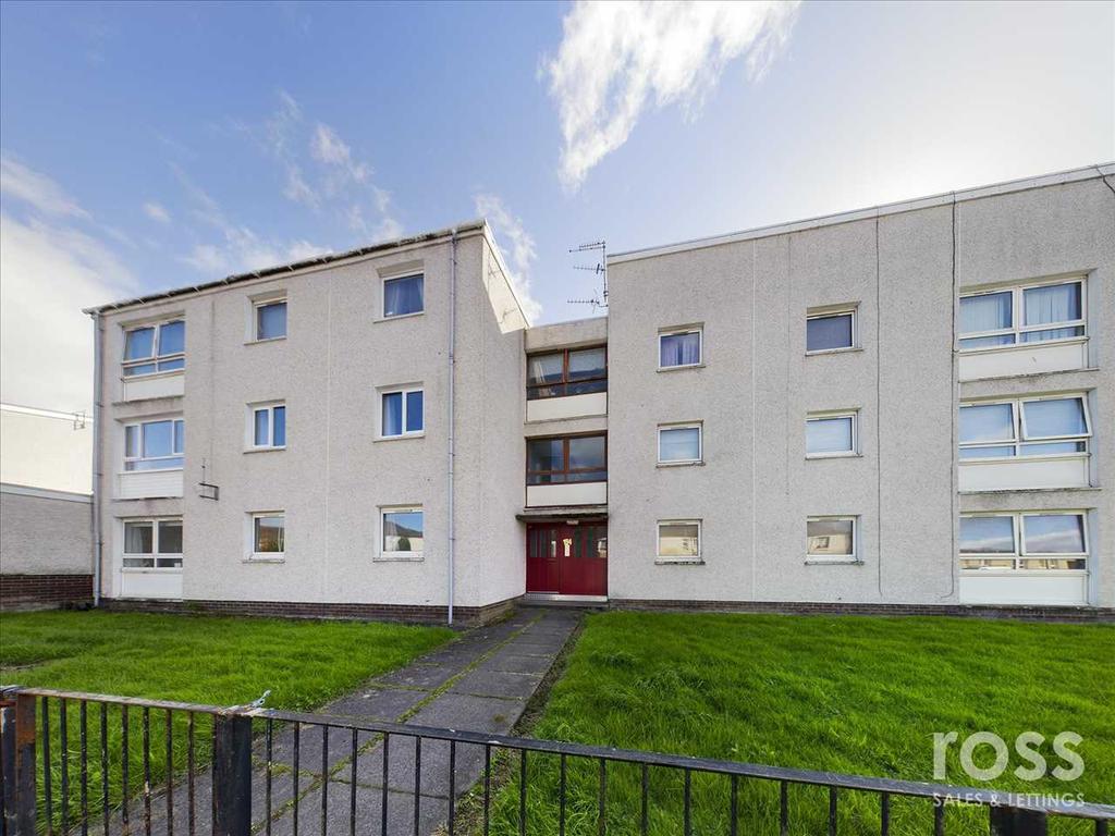 Carnwadric Road, Thornliebank, Glasgow 2 bed flat for sale £90,000