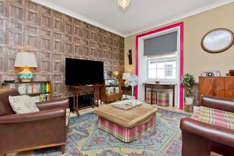 8 Atholl Street, Dunkeld, PH8 0AR