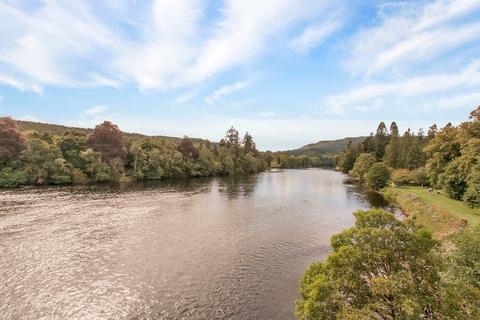 8 Atholl Street, Dunkeld, PH8 0AR
