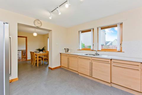 18 Orchard Way, Inchture, Perth, PH14 9QB