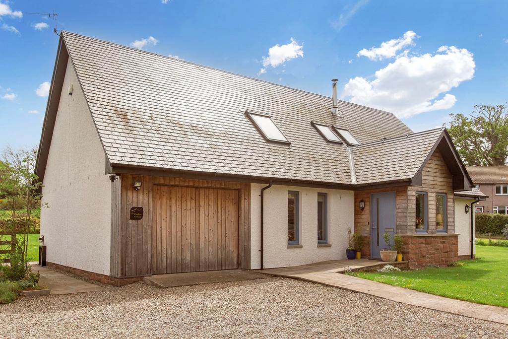 St Davids, Crieff, PH7 4 bed detached house £575,000