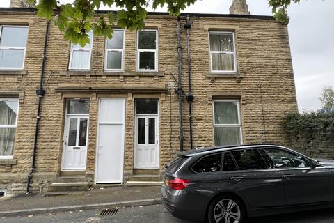 6 bedroom semi-detached house to rent, Upper George Street, Springwood, Huddersfield, West Yorkshire, HD1