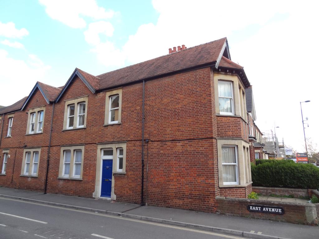 Cowley, Oxford, Oxfordshire, OX4 3 bed apartment £2,200 pcm (£508 pw)
