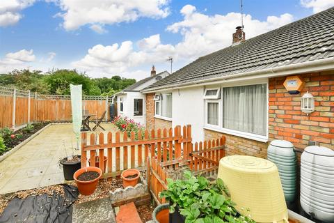 10 Broadacre, Lydden, Dover, CT15 7LB