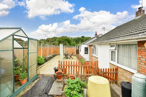 10 Broadacre, Lydden, Dover, CT15 7LB