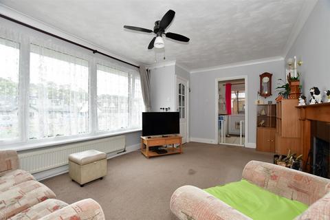 10 Broadacre, Lydden, Dover, CT15 7LB