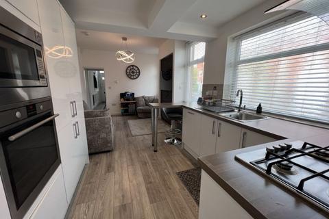 2 bedroom end of terrace house for sale, Sidney Road, South Knighton, LE2