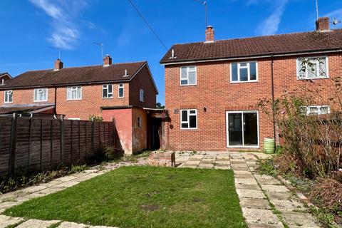 42 Burnham Road, Tadley, RG26 4QW