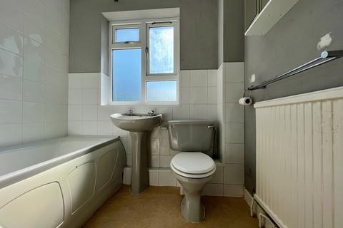 42 Burnham Road, Tadley, RG26 4QW