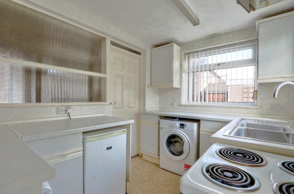 Trent Avenue, Thornaby, Stockton On... 2 bed bungalow £70,000