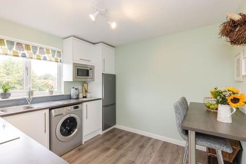 4/4, Furcheons Park, Edinburgh, EH8 7RZ