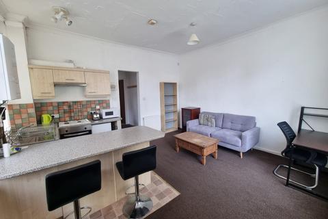 1 bedroom flat to rent, Davenport Avenue, M20