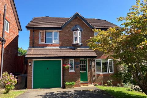 4 bedroom detached house for sale, Southbrook Road, Bovey Tracey, TQ13