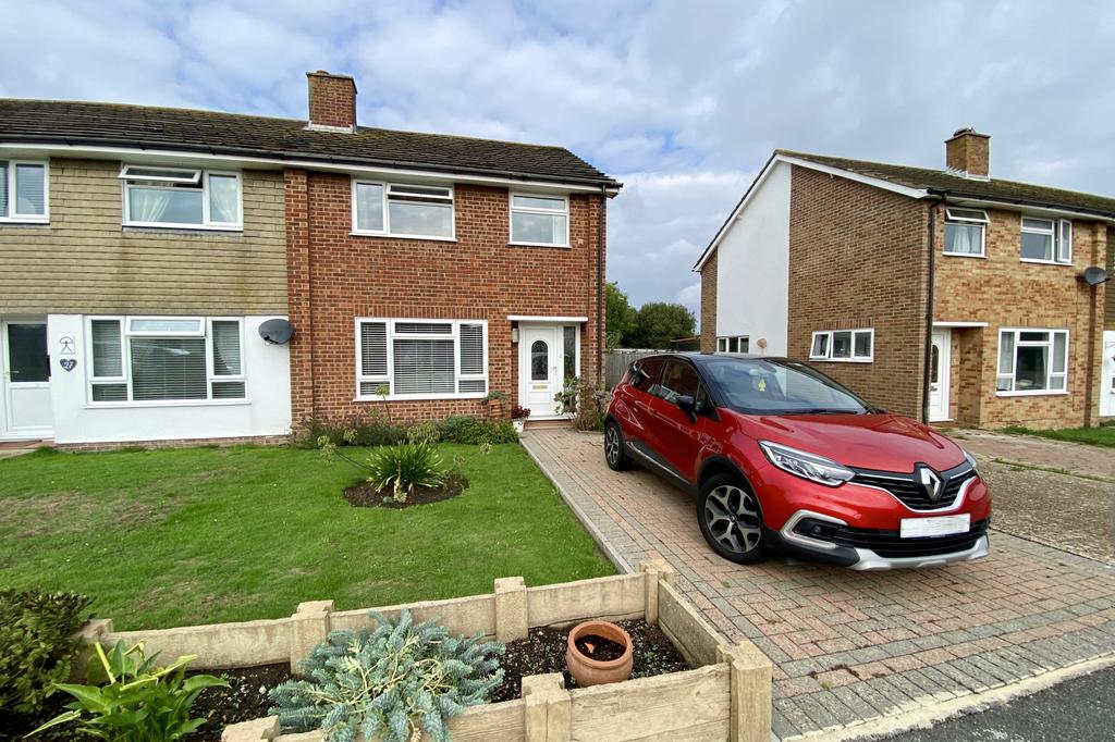 Seven Sisters Road, Eastbourne, East Sussex, BN22 3 bed end of terrace