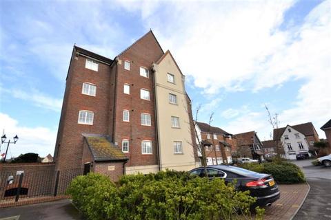 2 bedroom flat for sale - Canary Quay, Eastbourne BN23