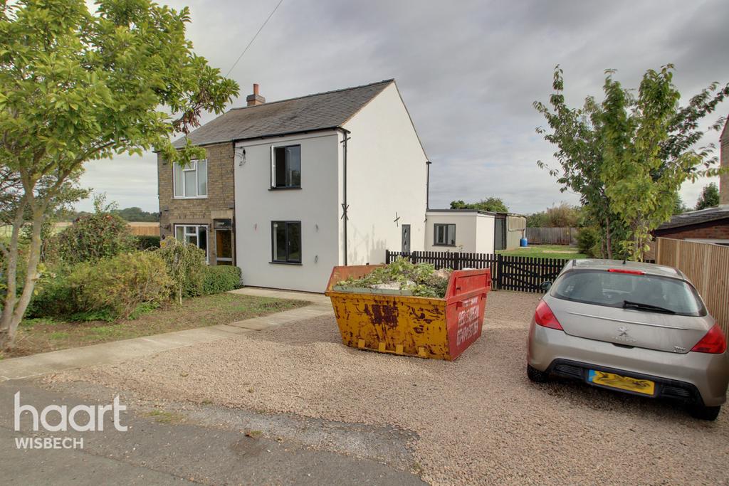 Sandbank, Wisbech St Mary 3 bed semidetached house for sale £200,000