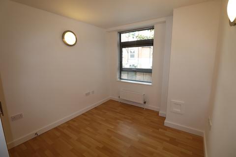 2 bedroom flat to rent, Hazelwood Road, Northampton NN1