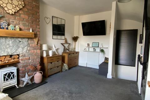 2 Cambrian Terrace, Dolgellau, LL40 1BT