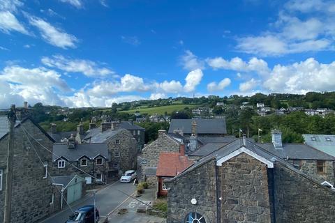 2 Cambrian Terrace, Dolgellau, LL40 1BT
