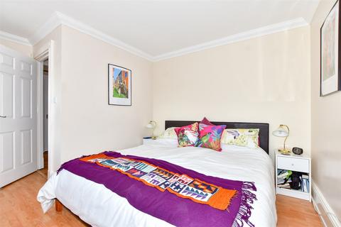 1 bedroom flat for sale, High Street, Hythe, Kent