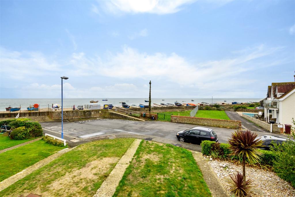 Albion Road, Selsey, PO20 3 bed terraced house £425,000