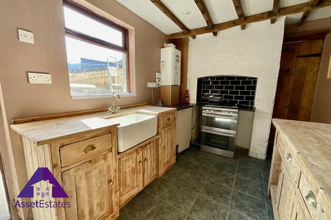 2 bedroom end of terrace house for sale - Alma Street, Abertillery, NP13 1QB