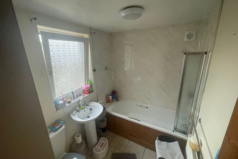 6 Lincoln Road, Earby, Barnoldswick, BB18 6QE