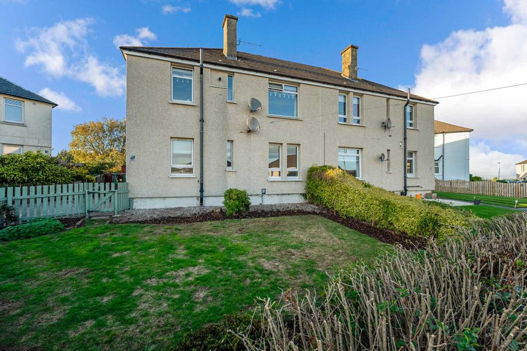 Milliken Drive, Kilbarchan 2 bed apartment - £92,000