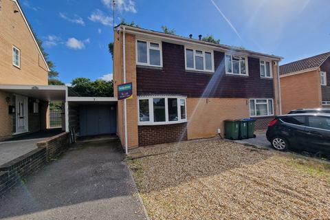 3 bedroom semi-detached house to rent - Firecrest Close, Lordswood