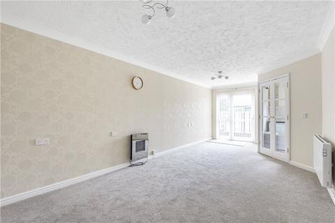1 bedroom apartment for sale - Clifford Avenue, Bletchley, Milton Keynes, Buckinghamshire, MK2