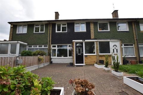 62 Shepherds Close, Romford, RM6 5AH